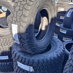 17” Mickey Thompson Baja Boss A/T Tires
Brand New All Terrain Tires
Size 285/70R17