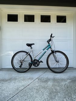 Iron Horse Maverick Mountain Bike