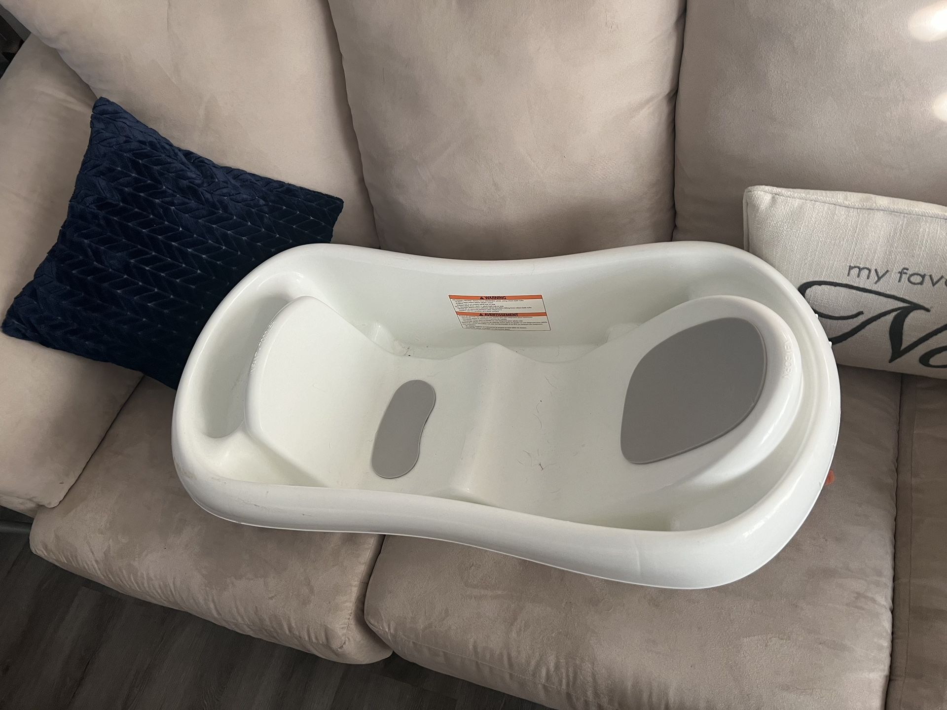 Baby/toddler Bathtub