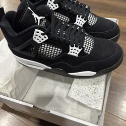 Jordan 4