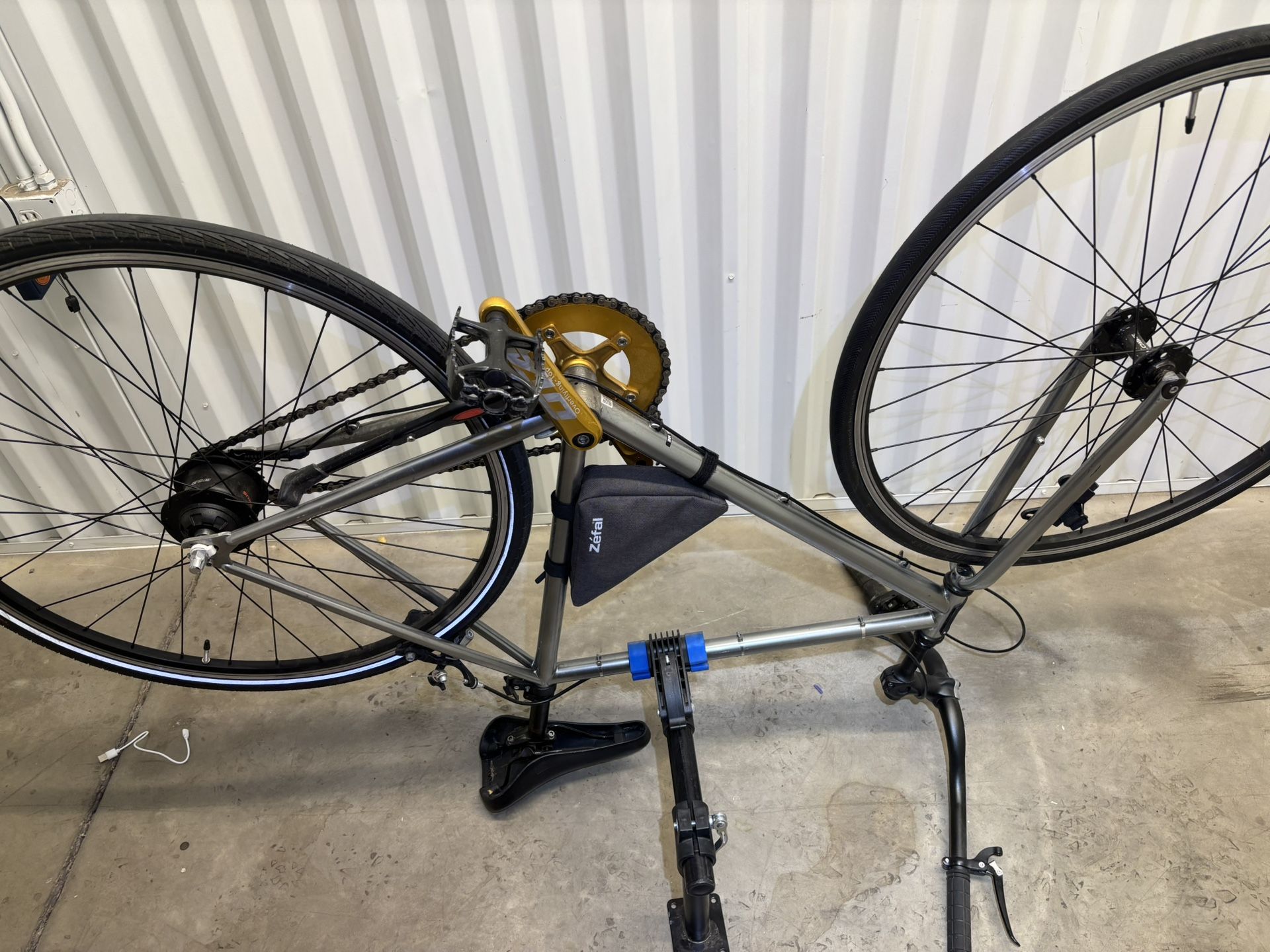 Globe  Specialized  Speed bike. Brand New. Nexus 7 Internal Drive