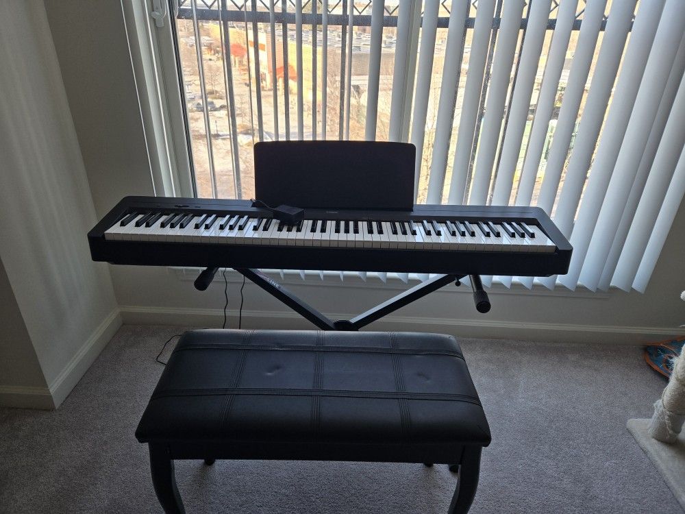 Yamaha P143