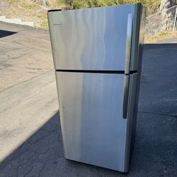 Frigidaire Refrigerator Fridge Freezer Stainless Steel With Delivery 