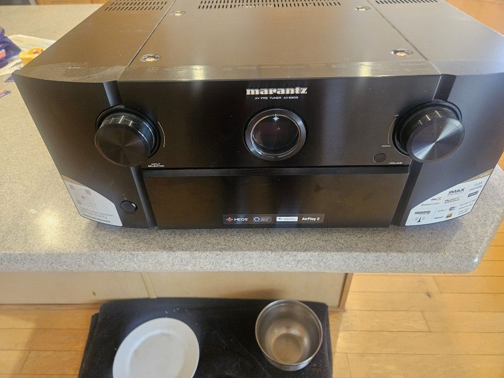Marantz 8805 13.1 Chanel Preamp