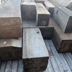 Selling Cedar Pieces 4x6", 6x6 Blocks And Different Sizes