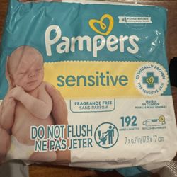 Pamper Wipes Sensitive 3 Refill Packs 