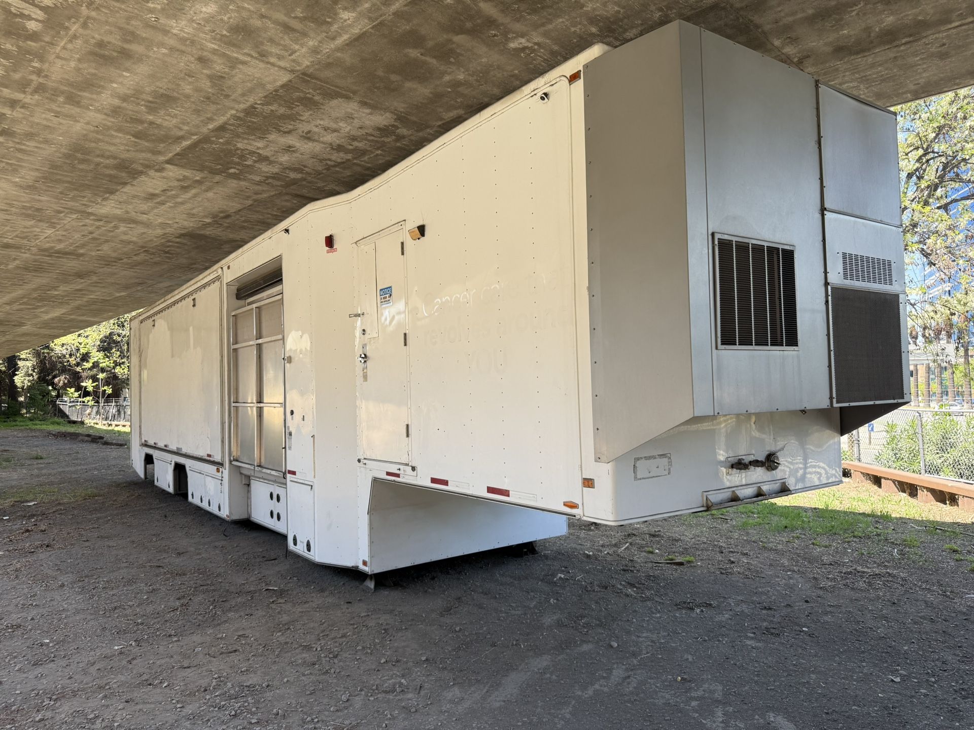 2010 53 Ft Office/ RV/ / House Trailer