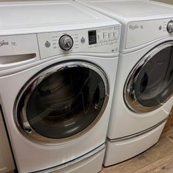 Whirlpool Washer And Dryer Set