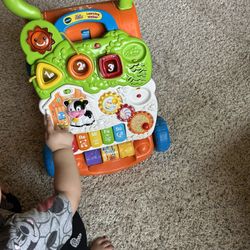 Vtech Baby First Steps Baby Walker. 2 Speeds. Lays Flat For Baby Toy