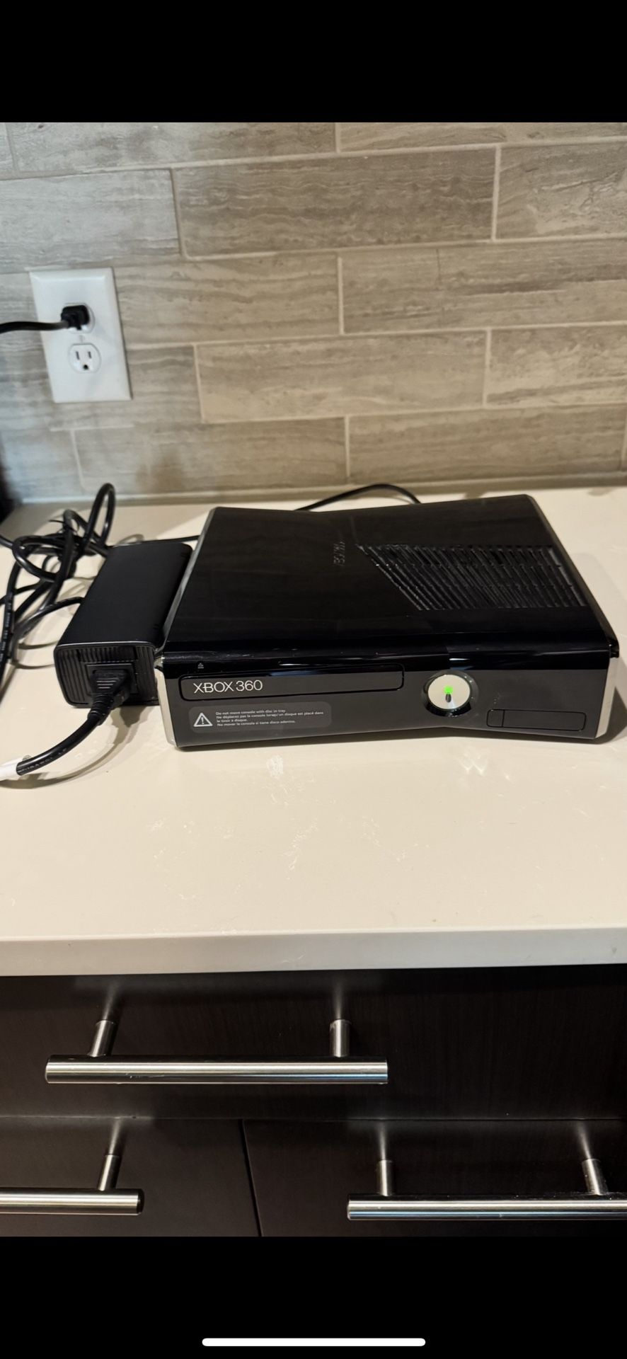 Microsoft Xbox 360 S Bundle