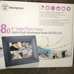 Digital Photo Frame 8
