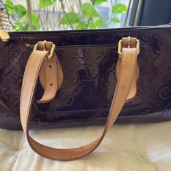 Louis Vuitton Vernis Bag 