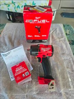 🔥$170 NO NEGOTIABLE🔥 Milwaukee 2960-20 M18 FUEL GEN-2 18V Mid Torque 3/8 Impact Wrench Tool Only