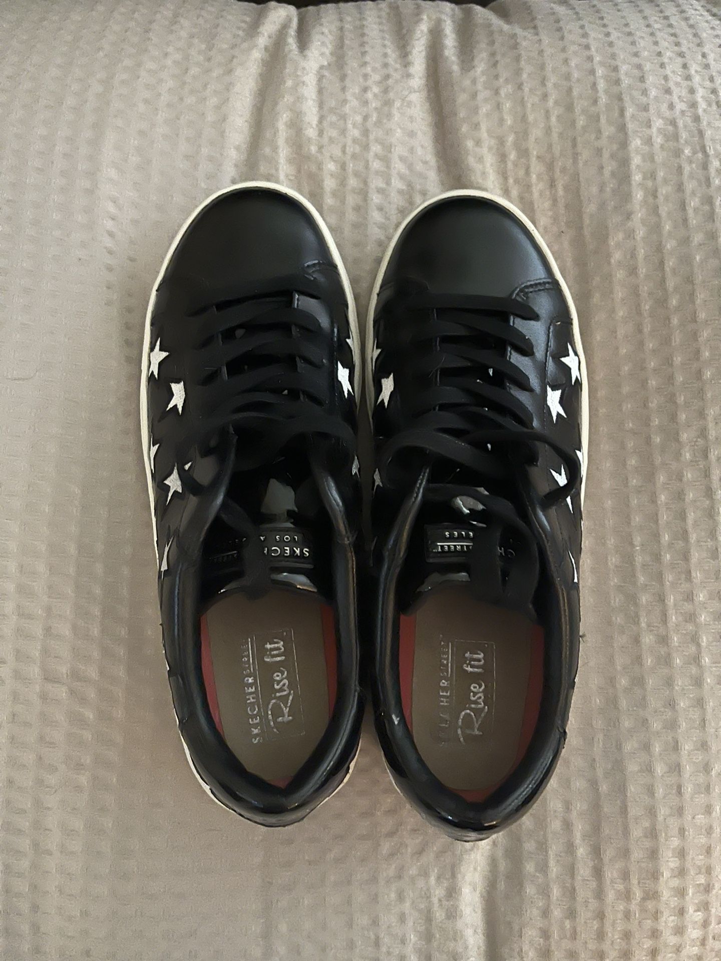 Women’s Skechers Shoes