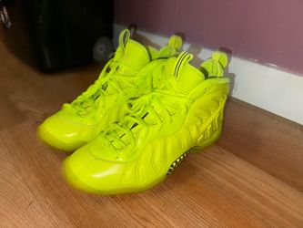 Nike Lot