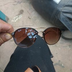 Ray-Ban