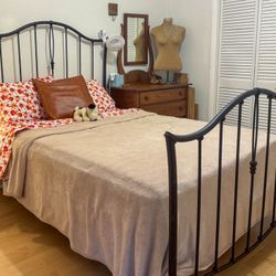 Wrought Iron Full Bed Frame with Mattress and Box Spring