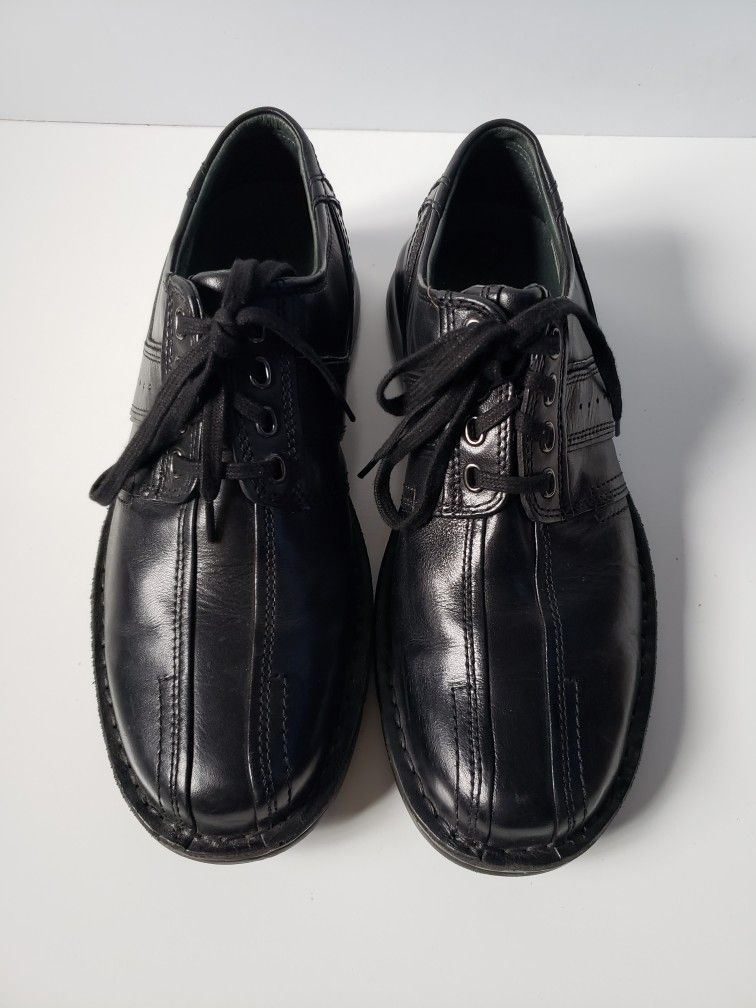 Clarks Fashion Dress Shoes For Men's Black Size 8.5