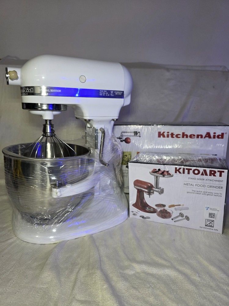 SPECIAL EDITION  10 SPEED KITCHEN AID MIXER 