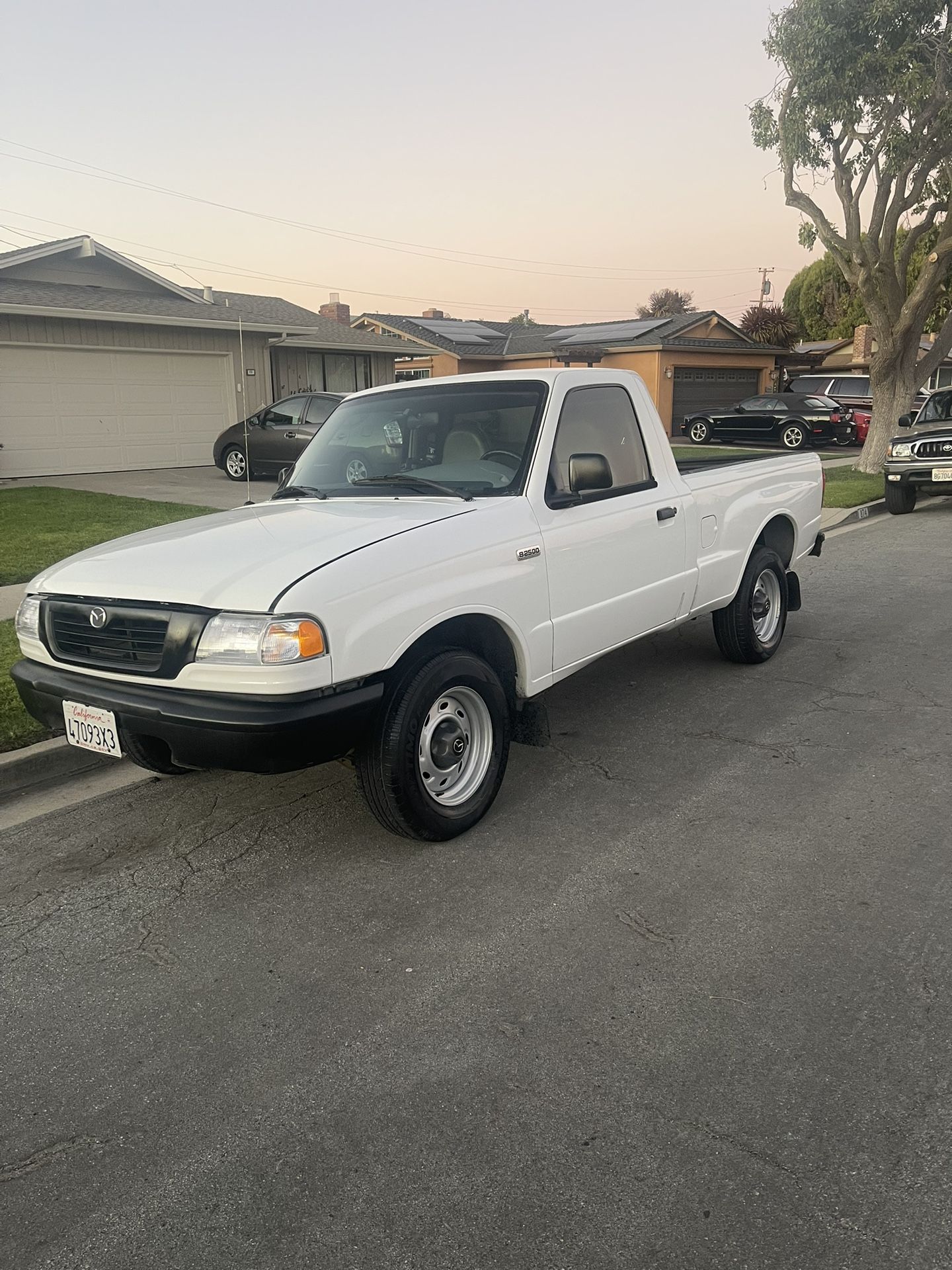 2000 Mazda B-Series Pickup