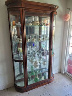 Curio cabinet