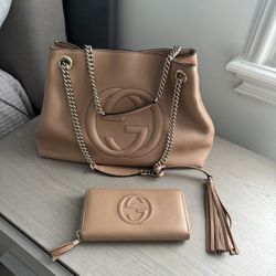 Gucci SoHo Chain Tote And Wallet