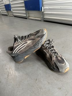 adidas Yeezy Boost 700 V2 (Geode)