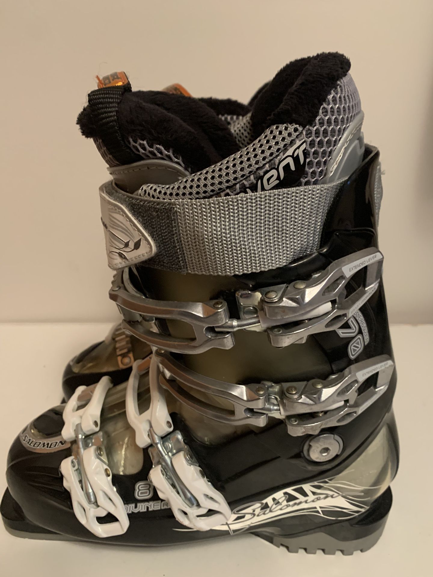 Salomon Ski Boots.women Size 24