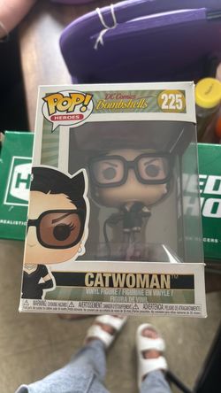 Pop heroes cat woman