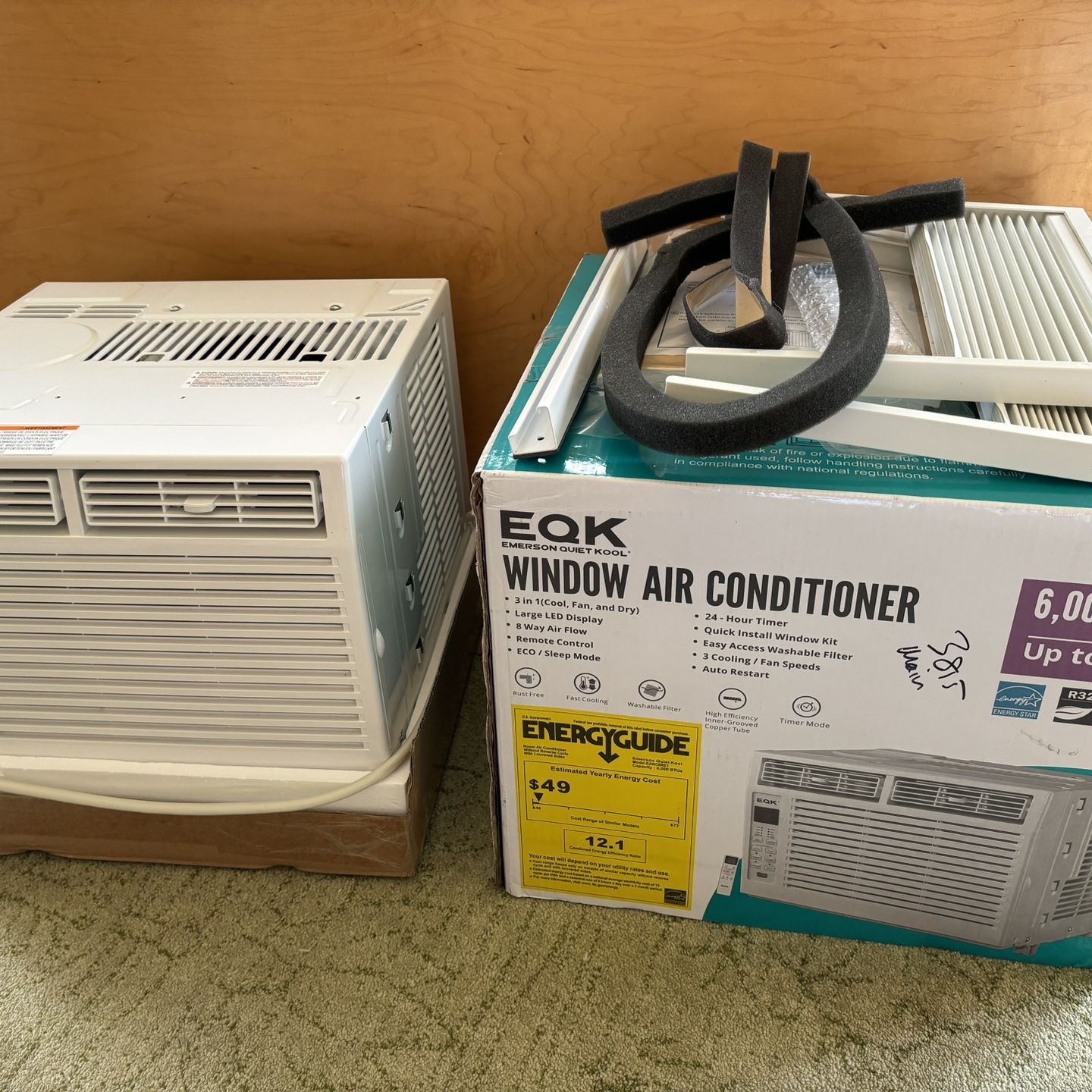 Window AC A/C Air Conditioner - EQK Emerson Quiet Kool 250 sqft