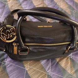MK PURSE