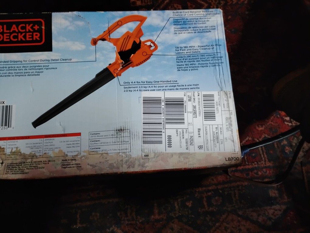 LEAF BLOWER