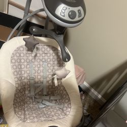 Graco Baby Swing 