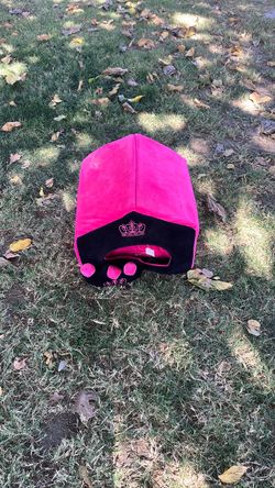 Pink and Black Pet House Bed with Crown Embroidery