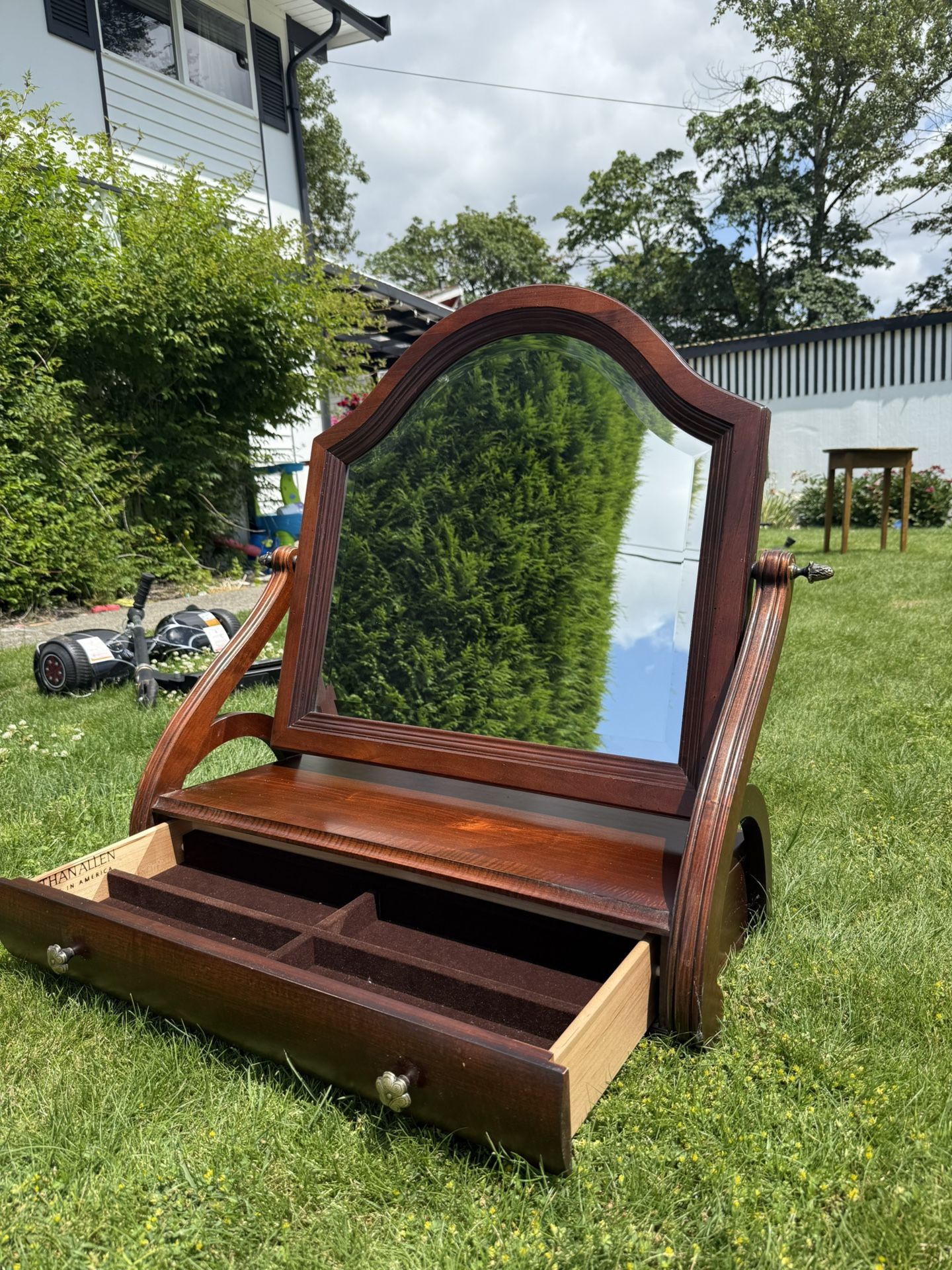 Ethan Allen British Classics Dresser Top Mirror