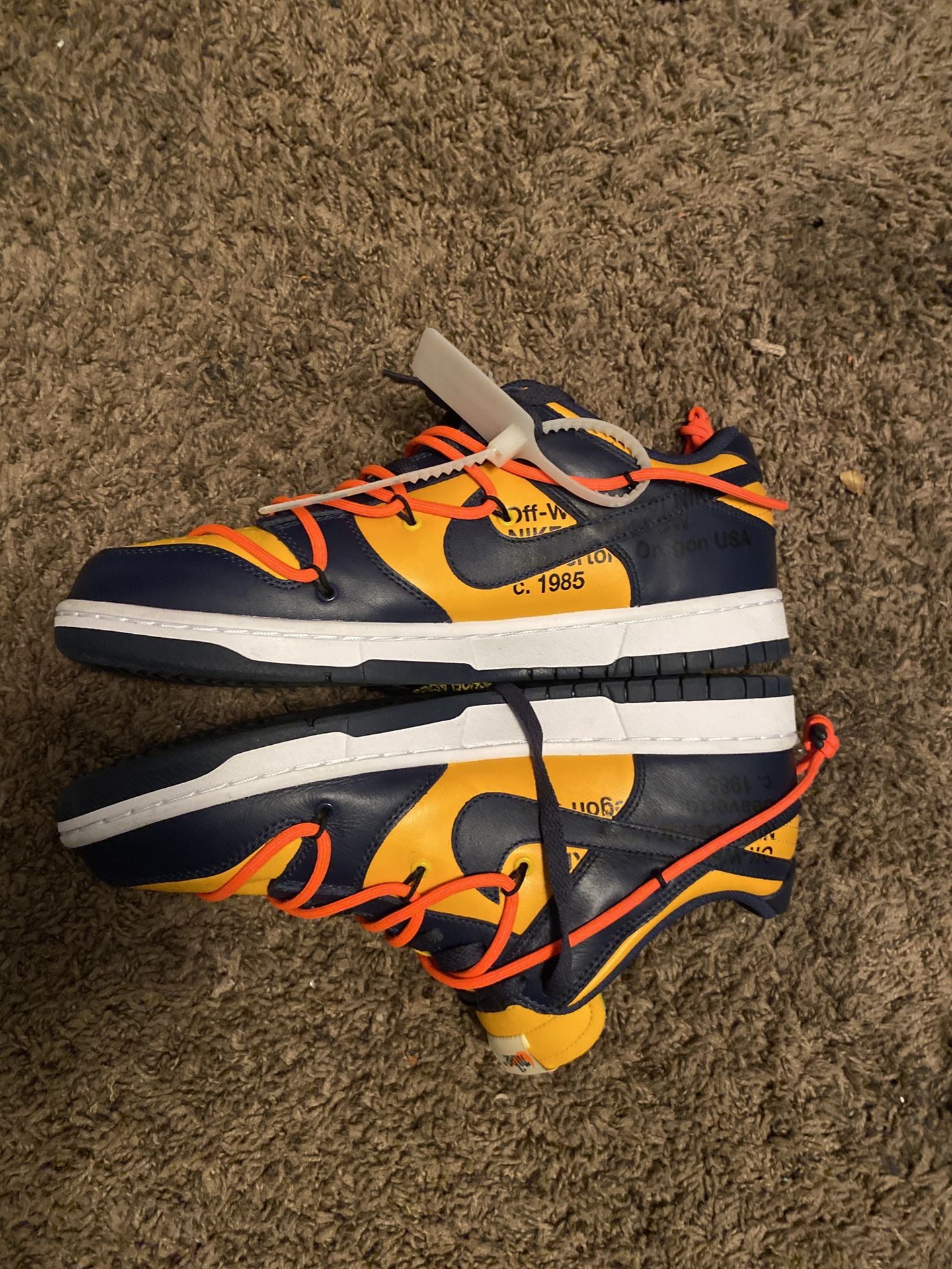 Nike Dunk X Off White University Gold