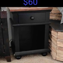 Black And Tan Wooden End table.
