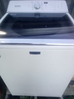 Maytag Bravo Washer With Warranty 