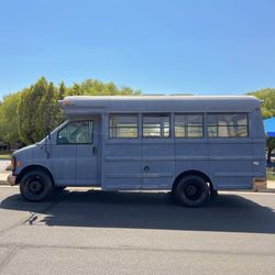 2002 GMC Savana