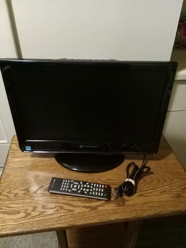 Element 20" Portable TV Works Great 
