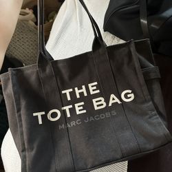 Marc Jacob’s Large Tote Bag 