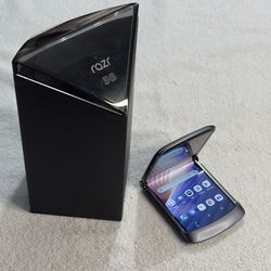 New! Motorola RAZR 5G 256GB Graphite - Factory Unlocked For Your Carrier