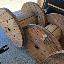 Cable Wood Spools / Drums