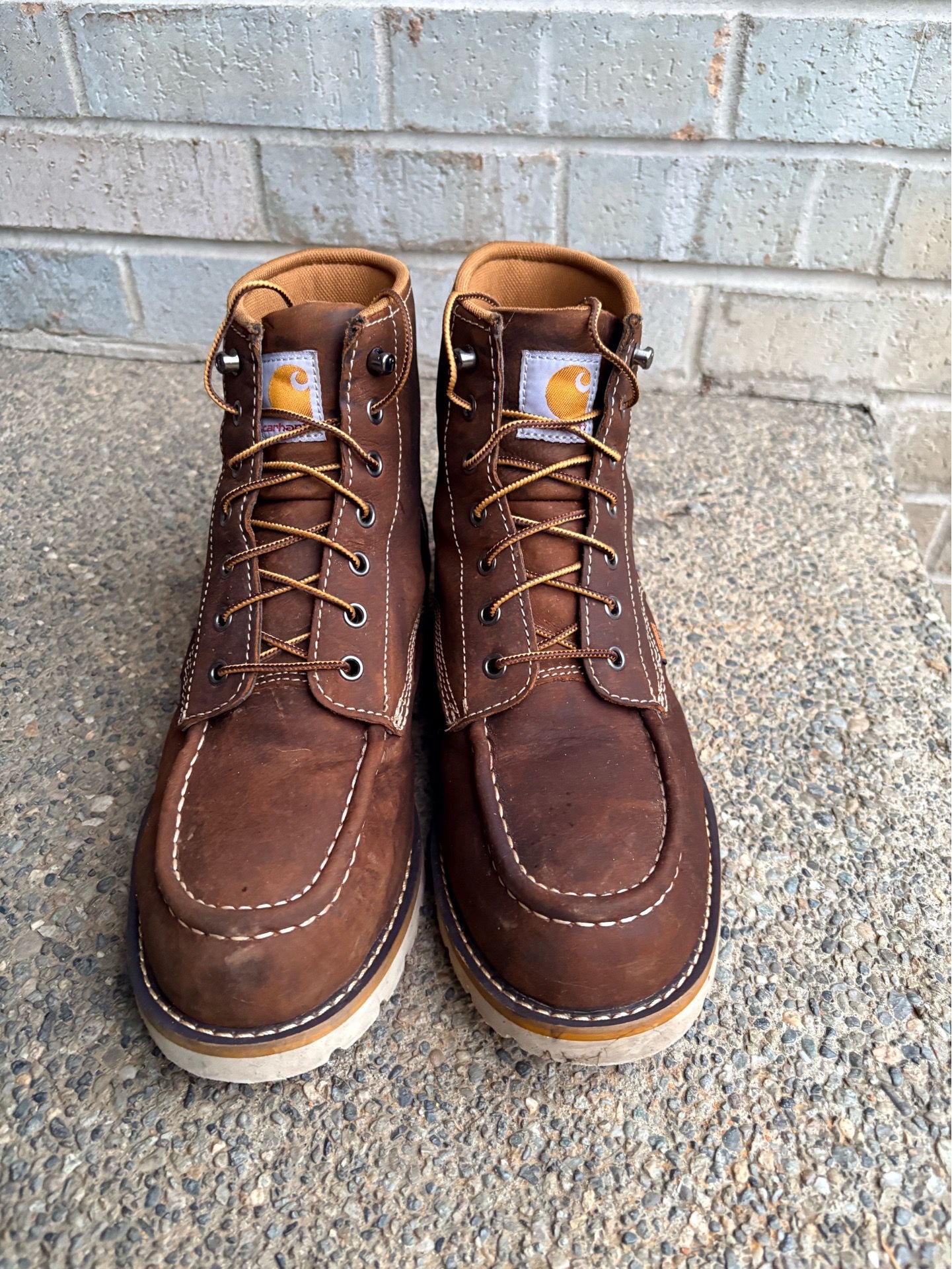 Men’s size 9 Carhartt work boots