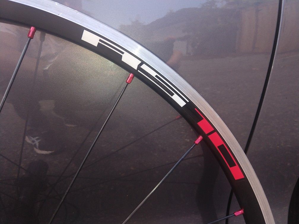 Shimano RS10 wheelset