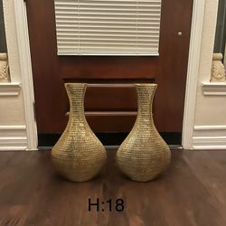 New Metal Gold Vases Set Of Two
