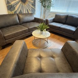 3 Piece Livingroom Set ( Sofa, Love & chair) 