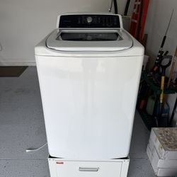Frigidaire Washer & Dryer