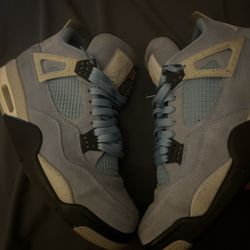 Unc Jordan 4s 