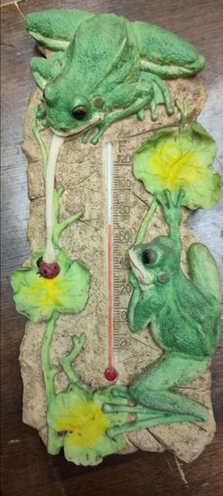 Vintage Frog Garden Wall Thermometer - Working